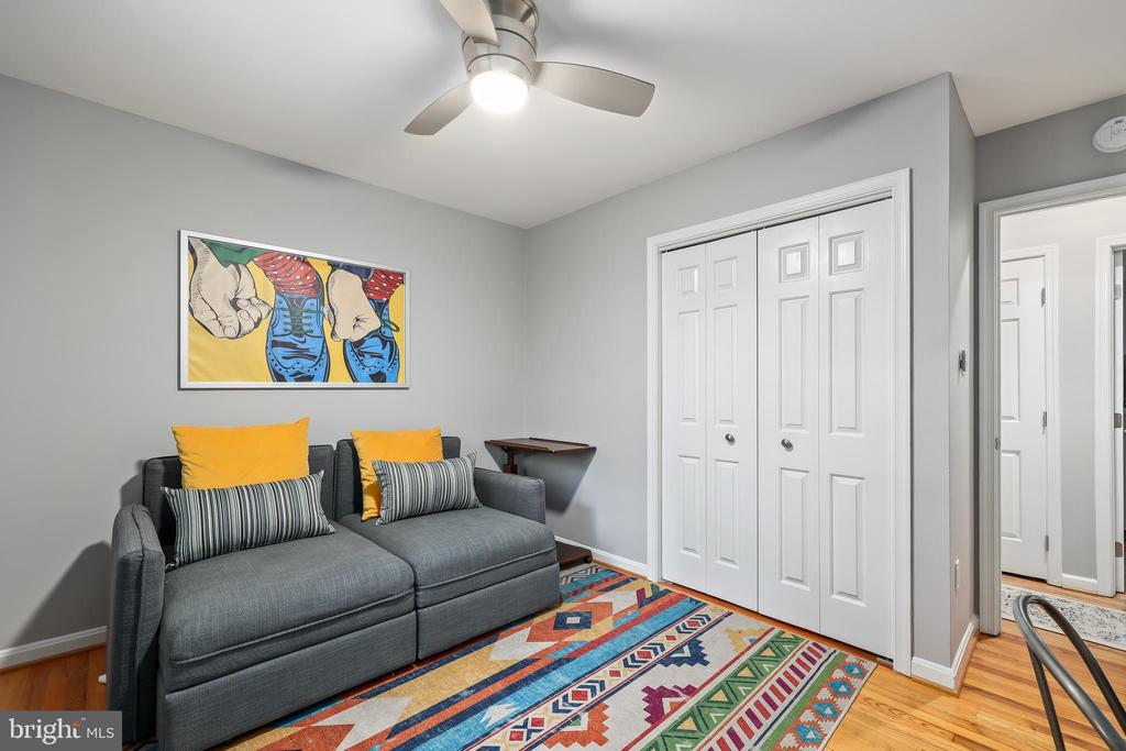 12053 KAHNS ROAD