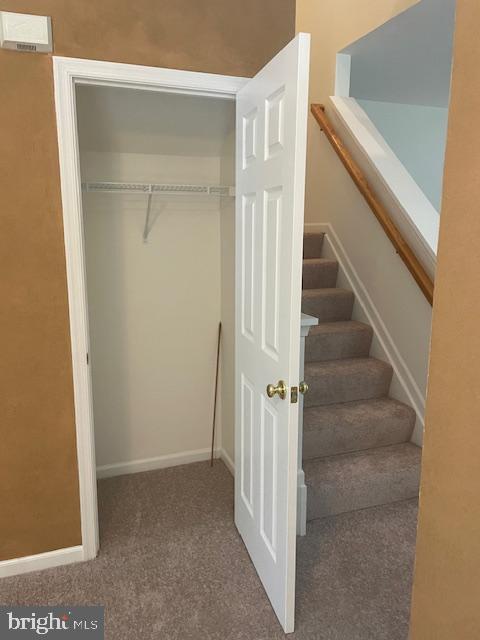12053 ELLIOTS OAK PLACE