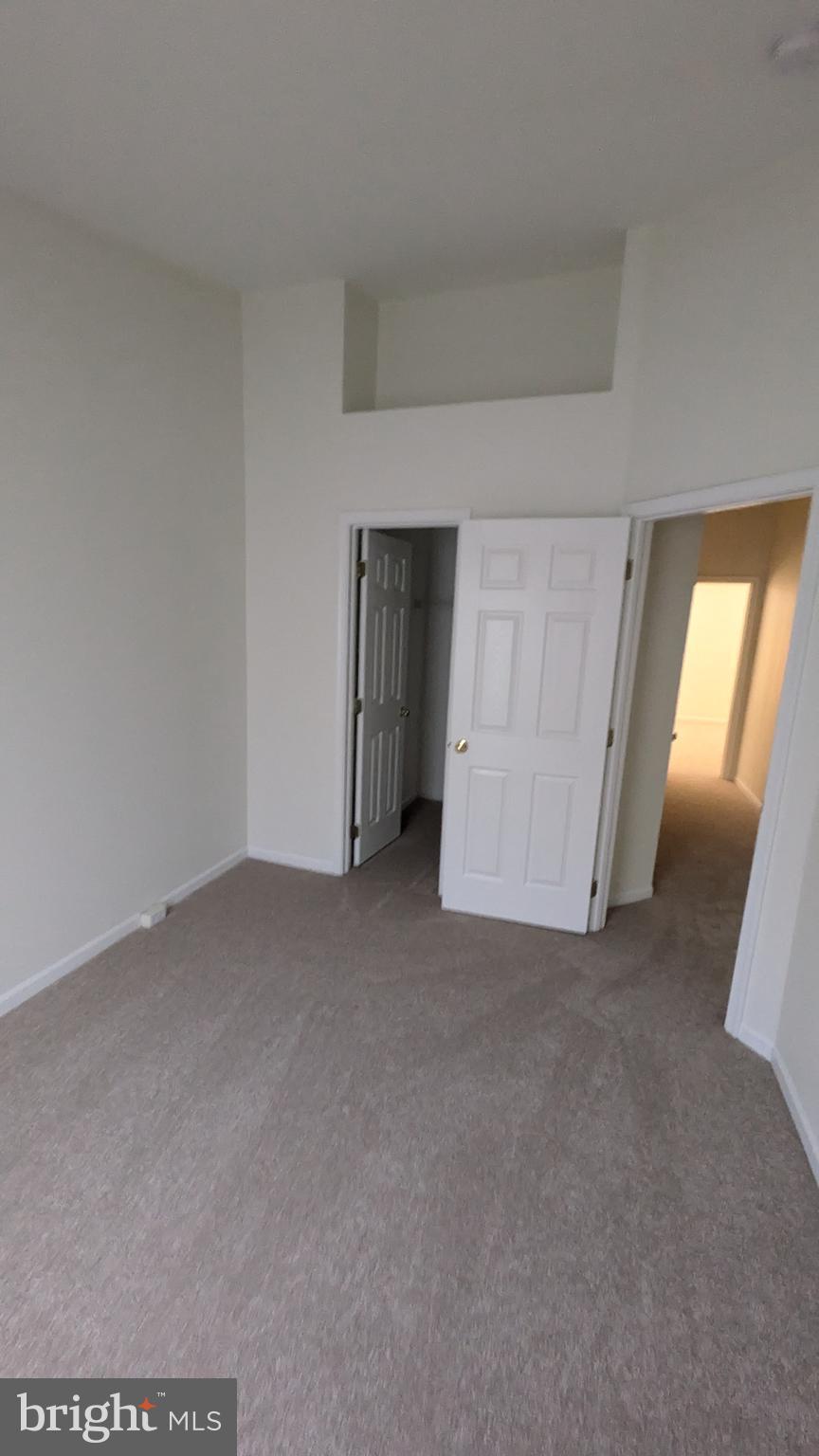 12053 ELLIOTS OAK PLACE