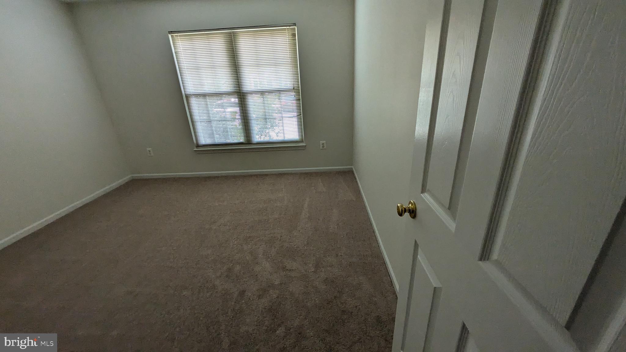 12053 ELLIOTS OAK PLACE