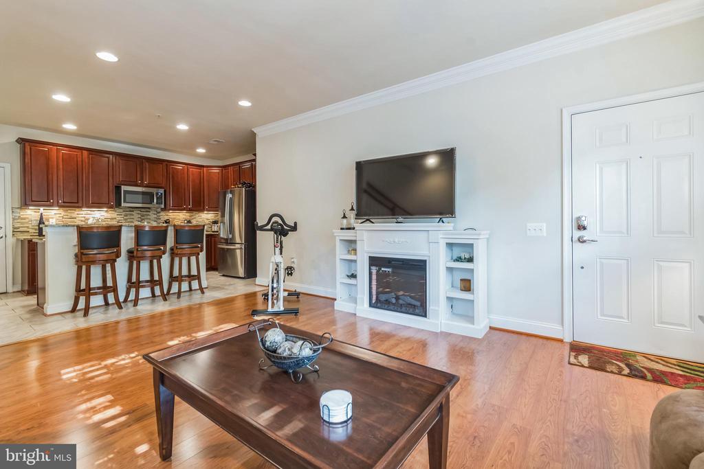 14906 POTOMAC BRANCH DRIVE