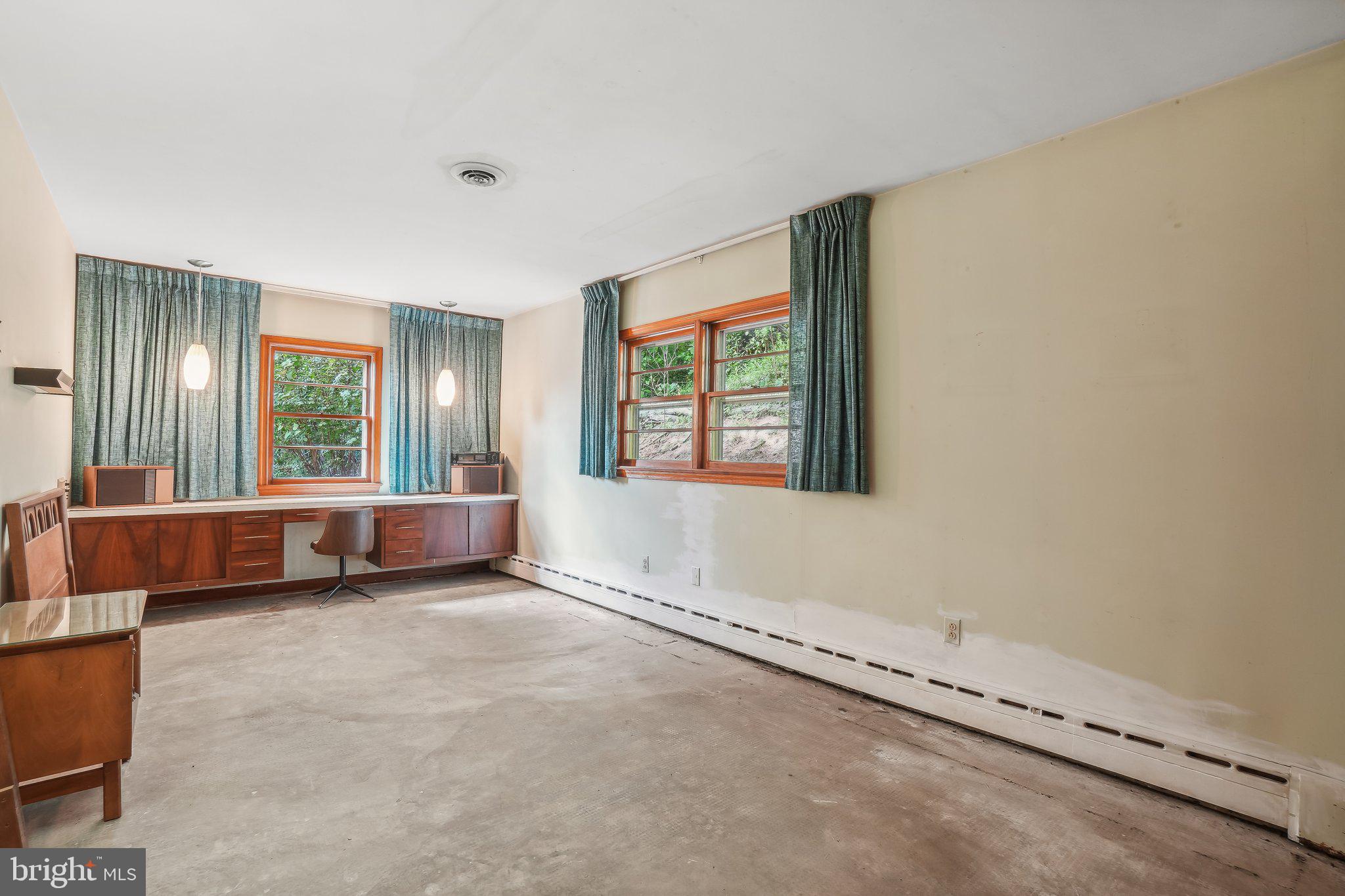 9370 SIGNAL STATION DRIVE