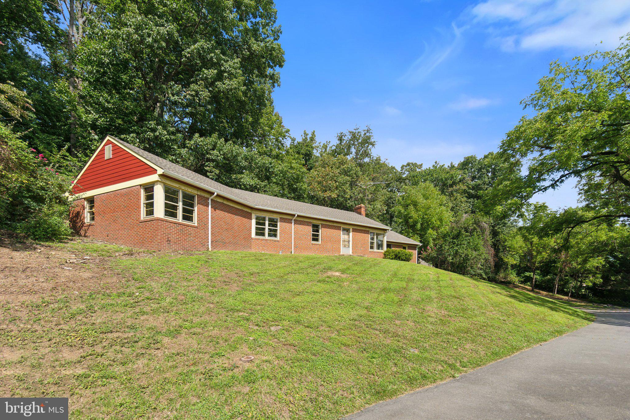 9370 SIGNAL STATION DRIVE