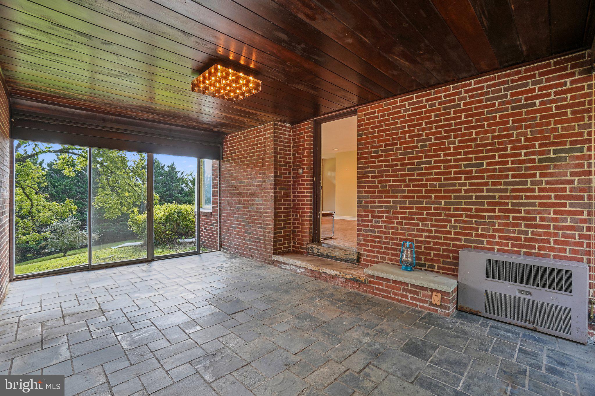 9370 SIGNAL STATION DRIVE