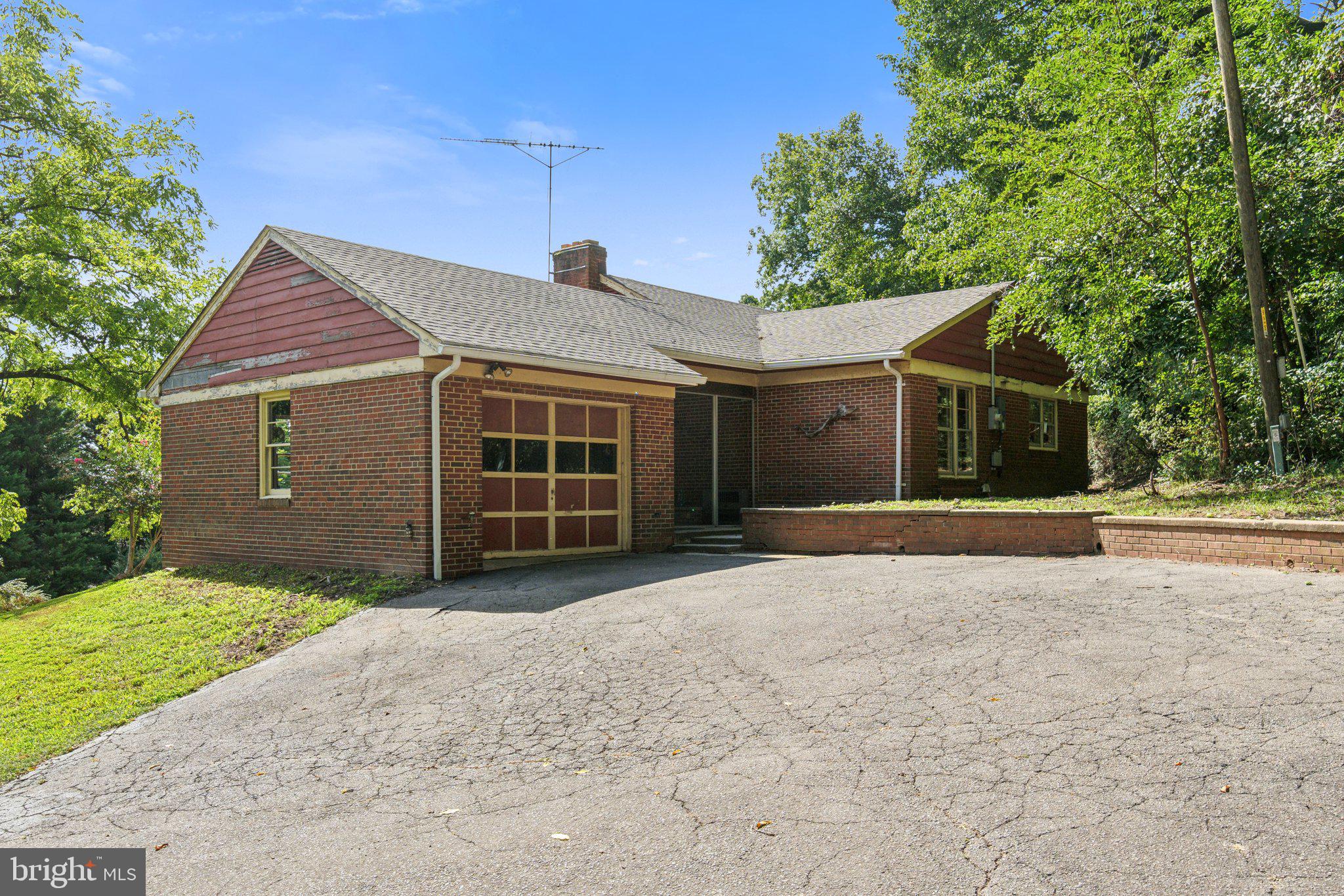 9370 SIGNAL STATION DRIVE