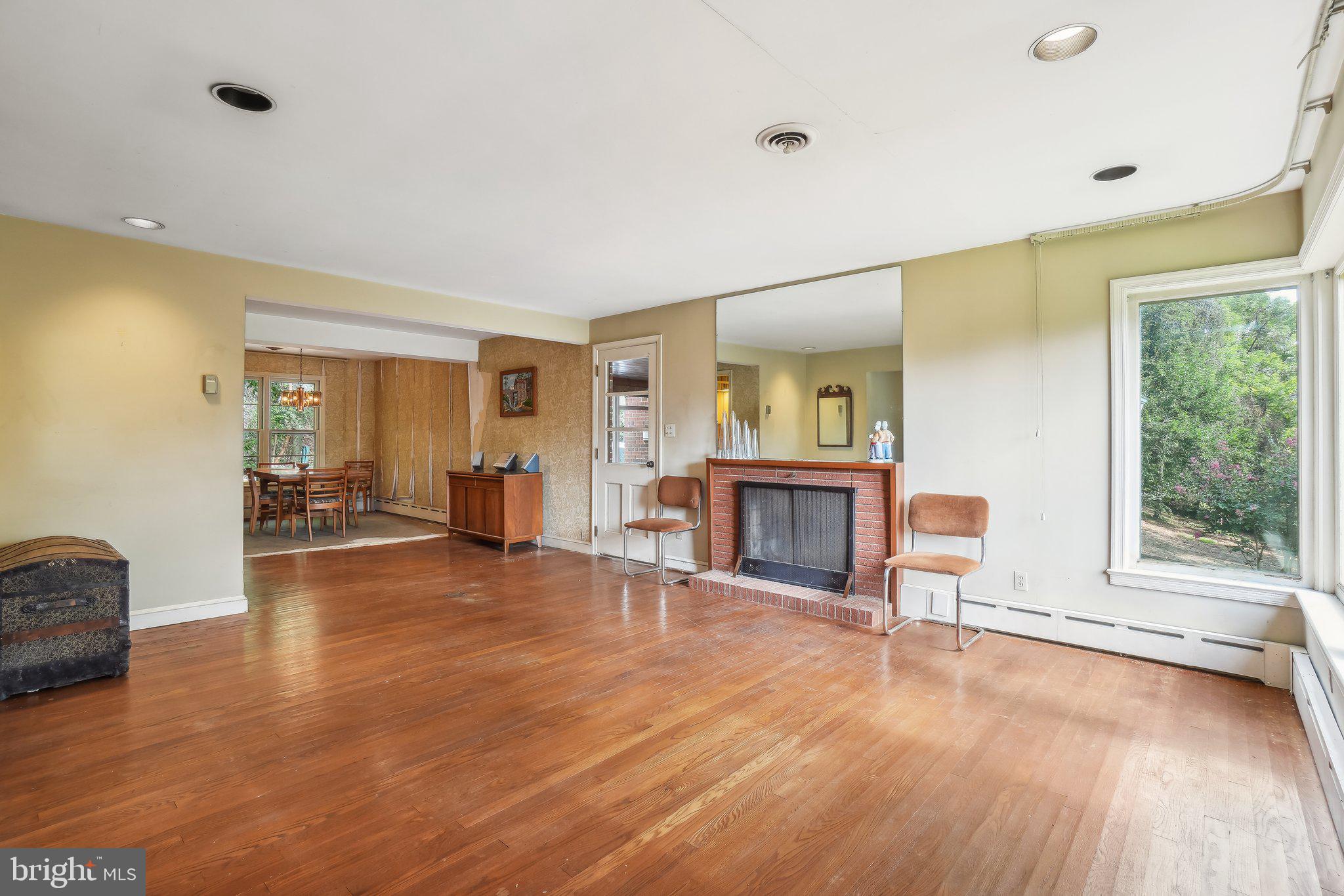 9370 SIGNAL STATION DRIVE