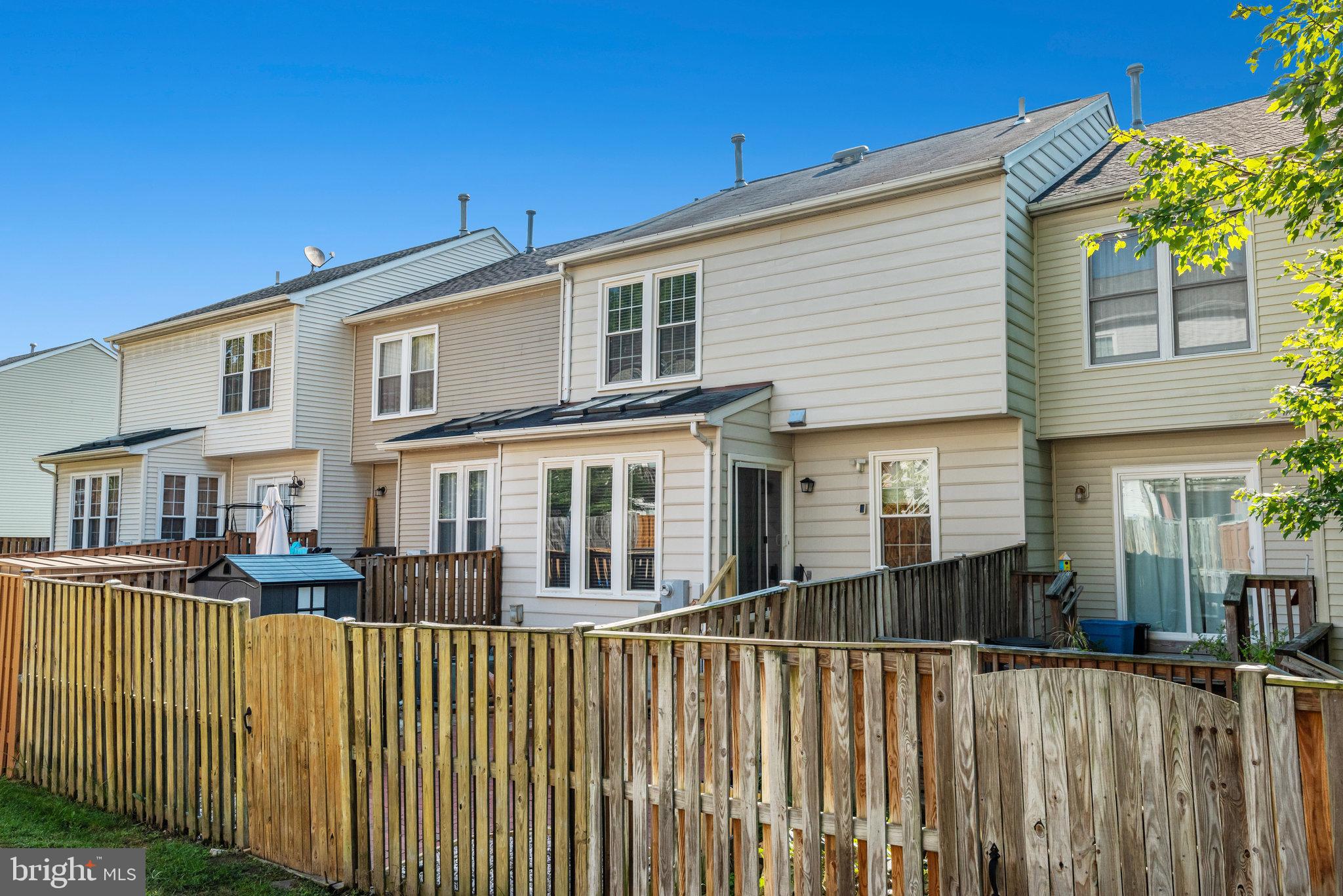 3824 WAGON WHEEL LANE