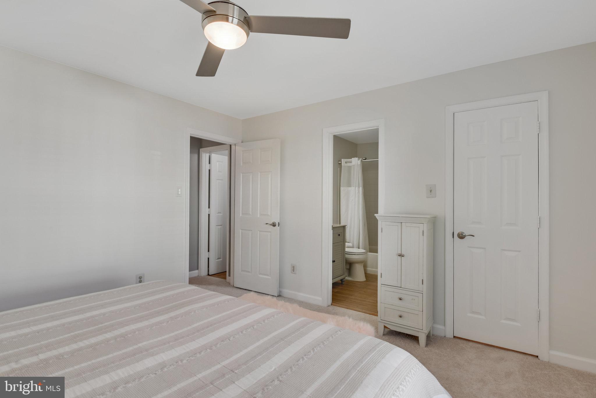 3824 WAGON WHEEL LANE