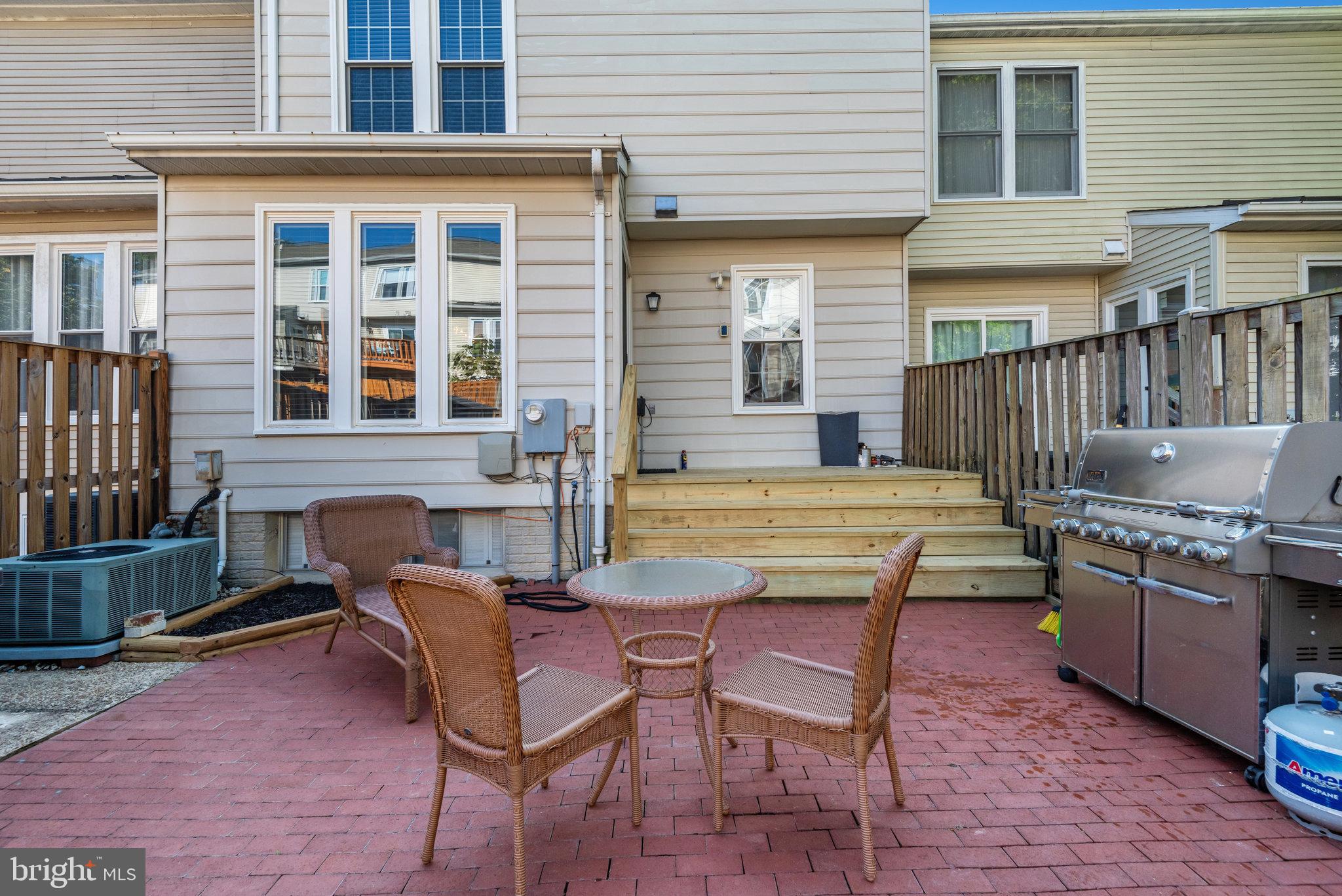 3824 WAGON WHEEL LANE
