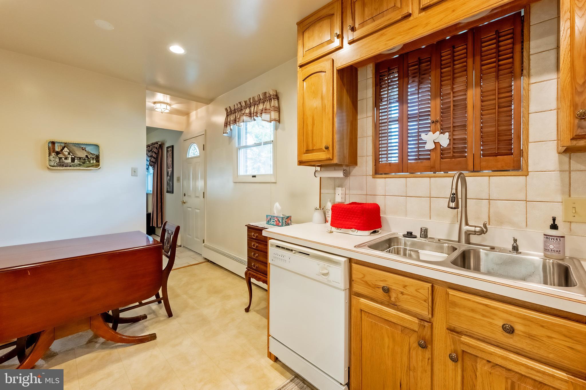 18920 BARNETTE CIRCLE