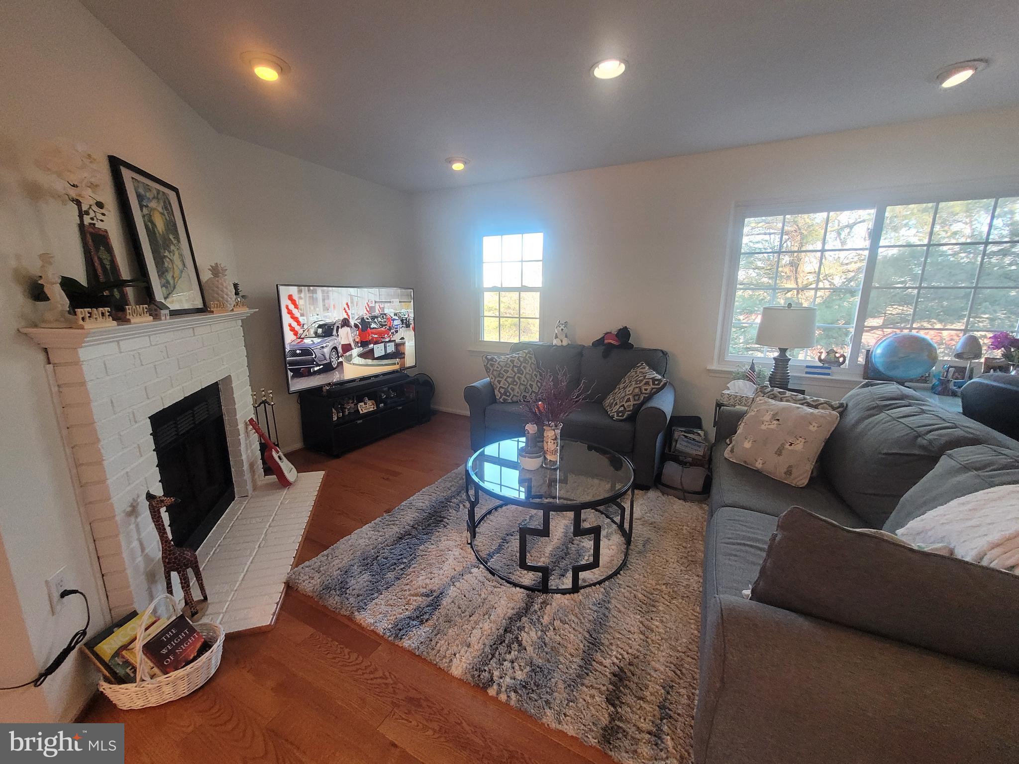 2164 SILVERSMITH COURT