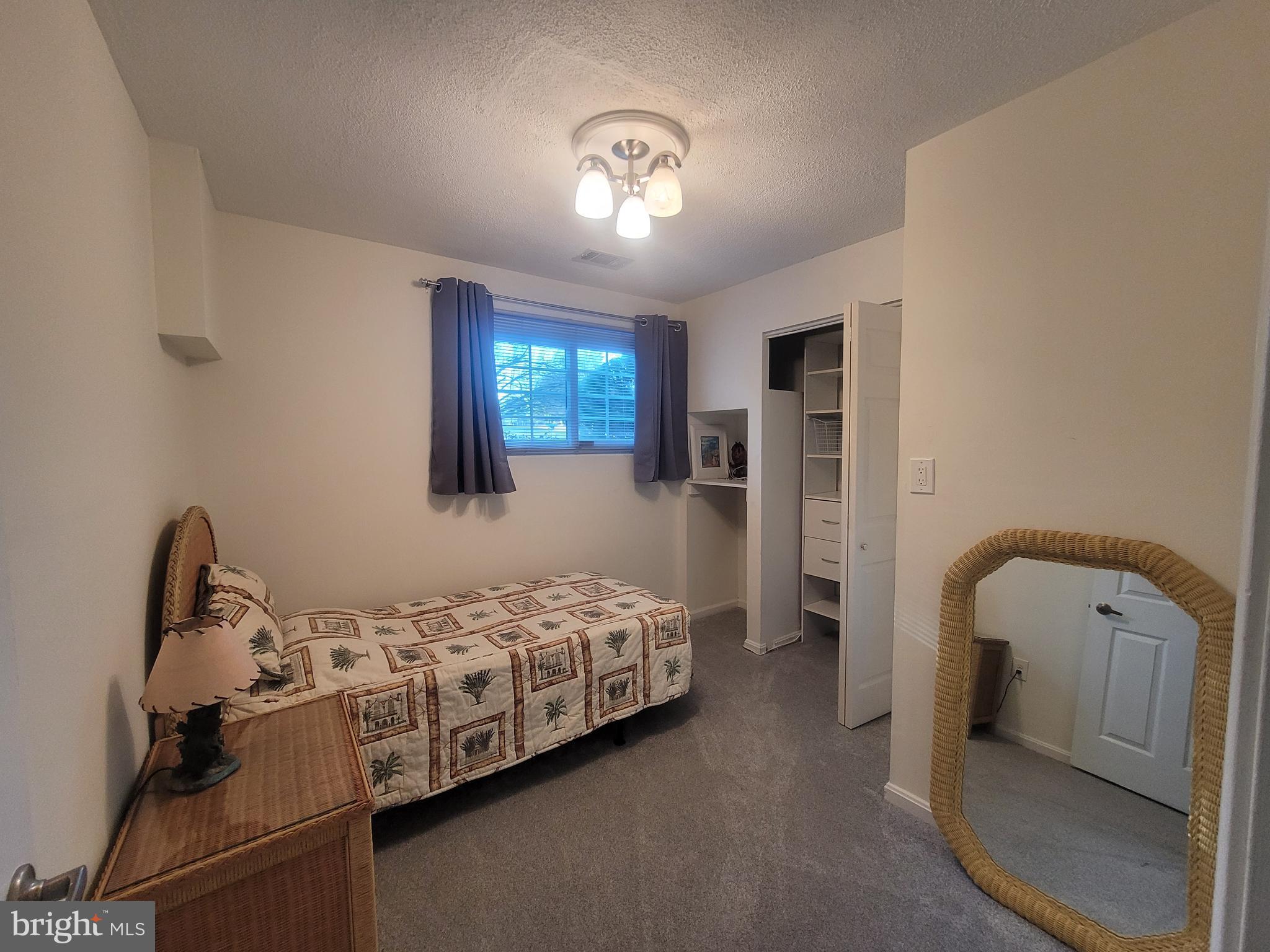 2164 SILVERSMITH COURT