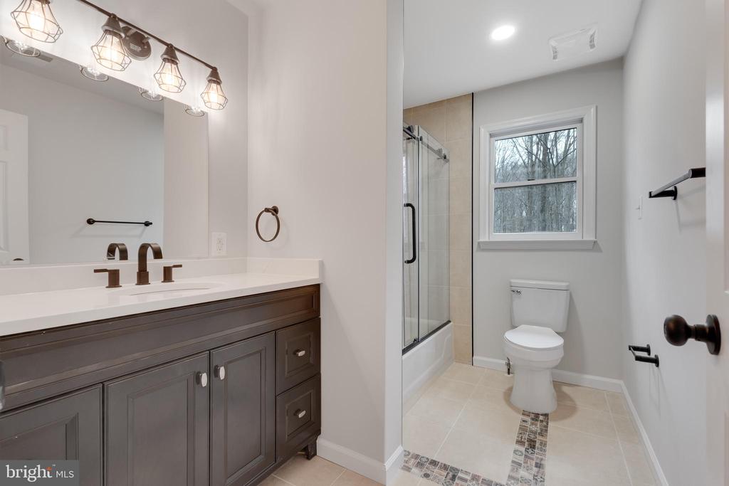 12780 LOST CREEK COURT