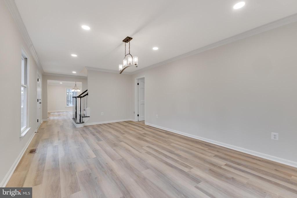 12780 LOST CREEK COURT