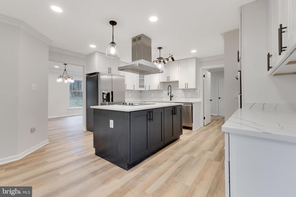 12780 LOST CREEK COURT