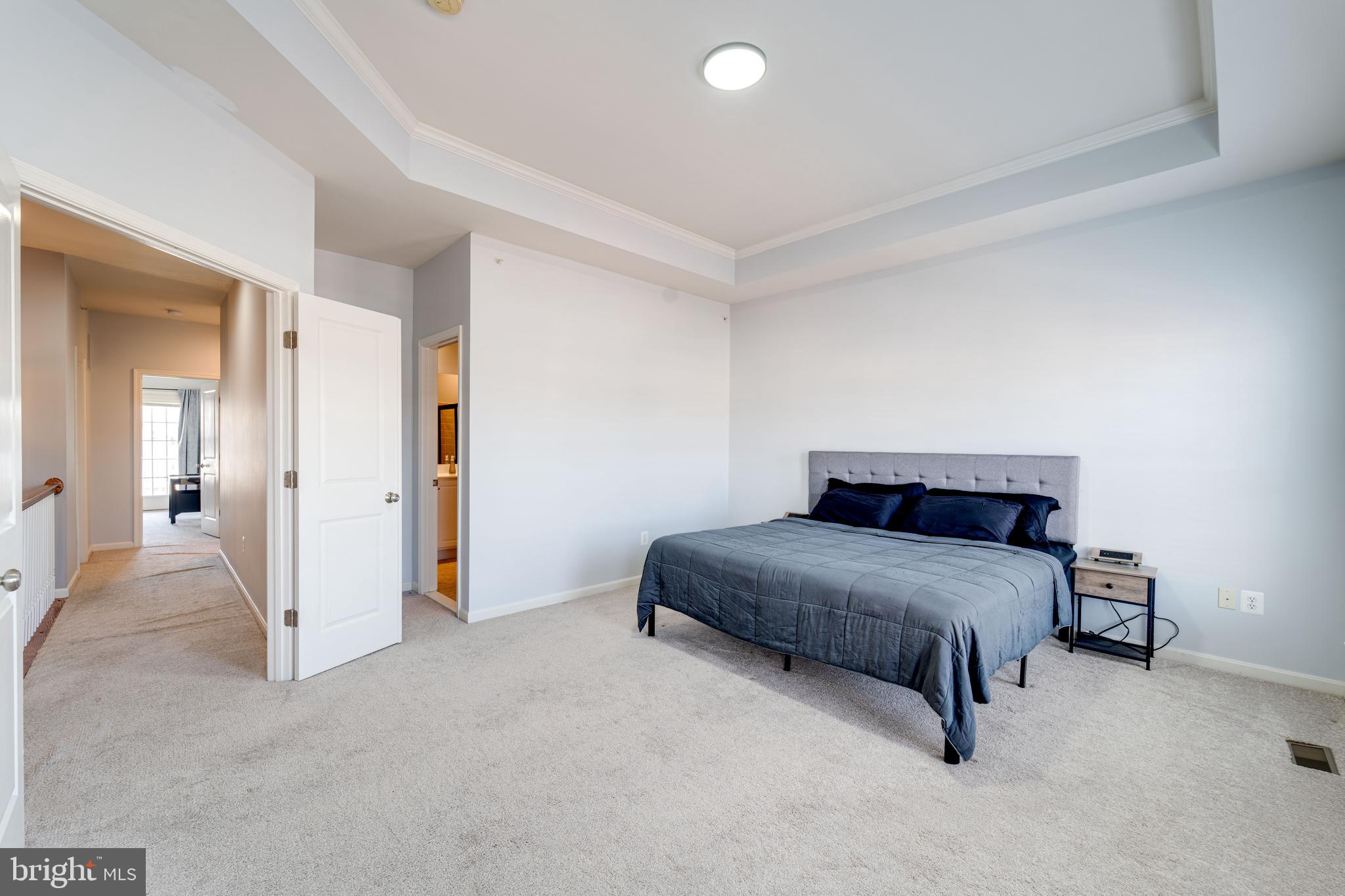 8037 CRESCENT PARK DRIVE
