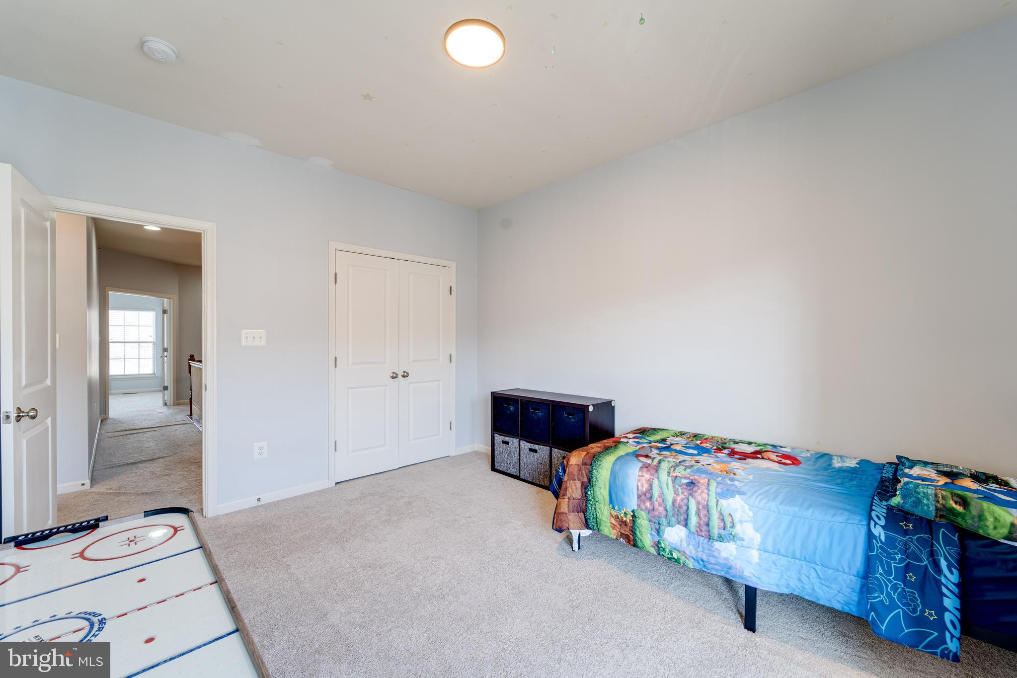 8037 CRESCENT PARK DRIVE