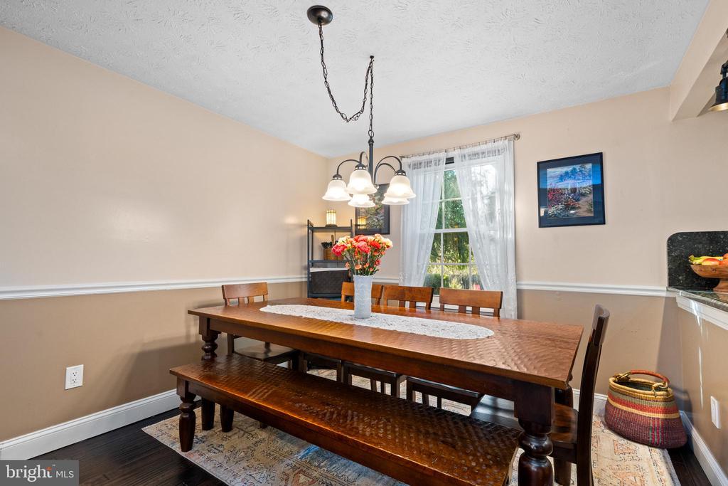 9867 NIMITZ COURT