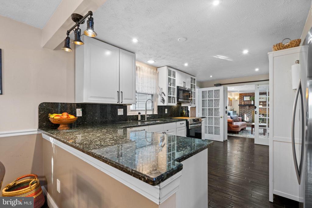 9867 NIMITZ COURT