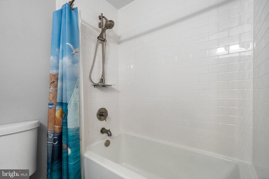 9867 NIMITZ COURT