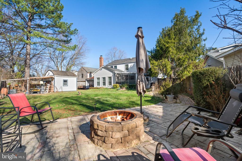 9867 NIMITZ COURT