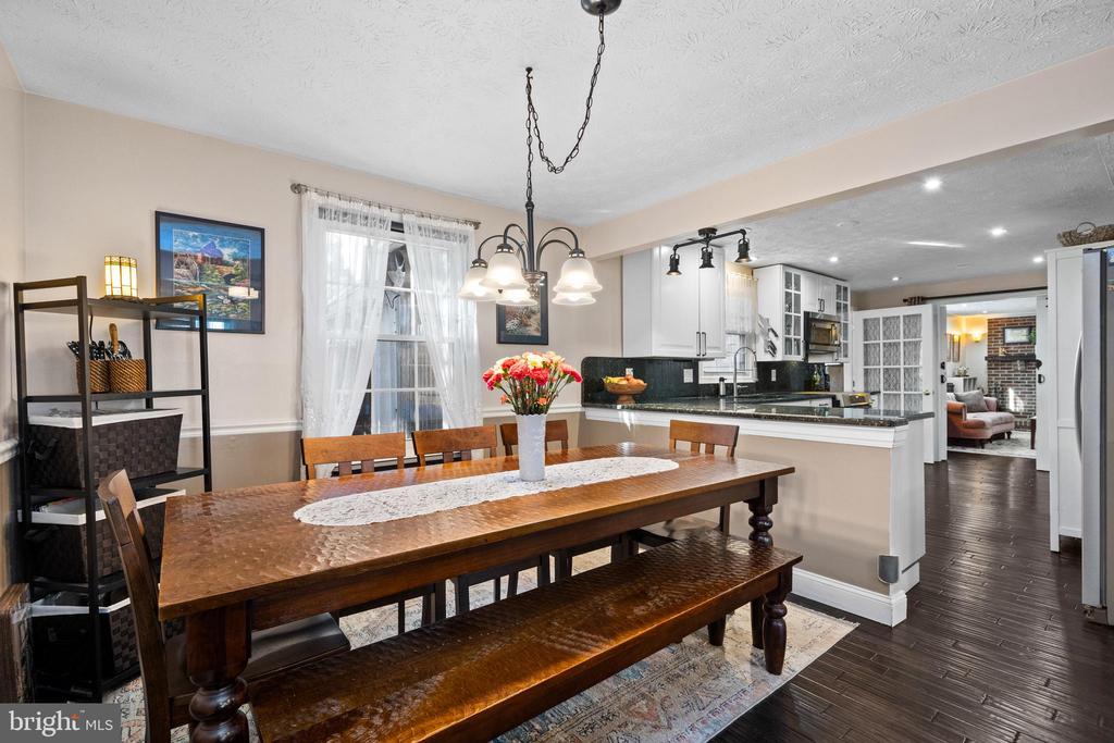 9867 NIMITZ COURT
