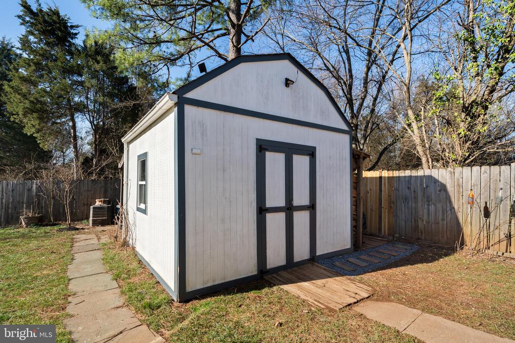 9867 NIMITZ COURT