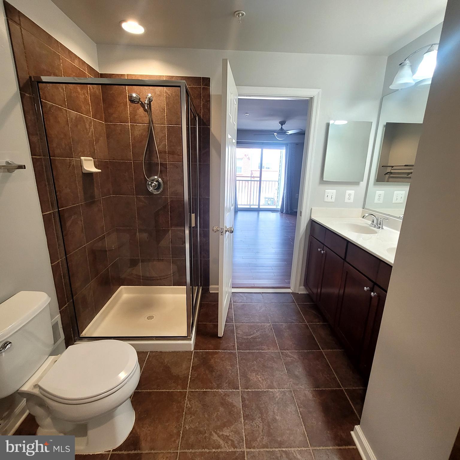 15214 ROSEMONT MANOR DRIVE