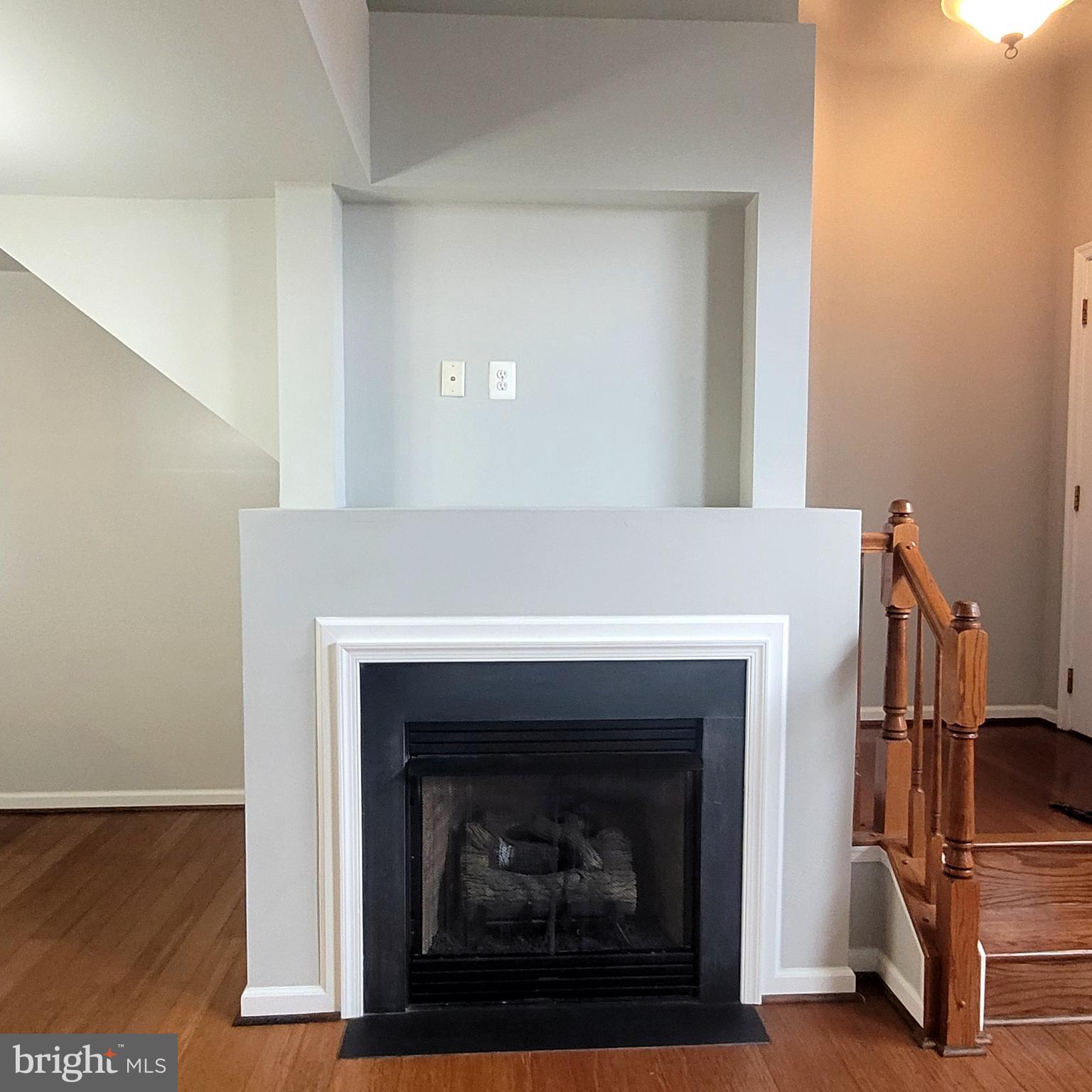 15214 ROSEMONT MANOR DRIVE