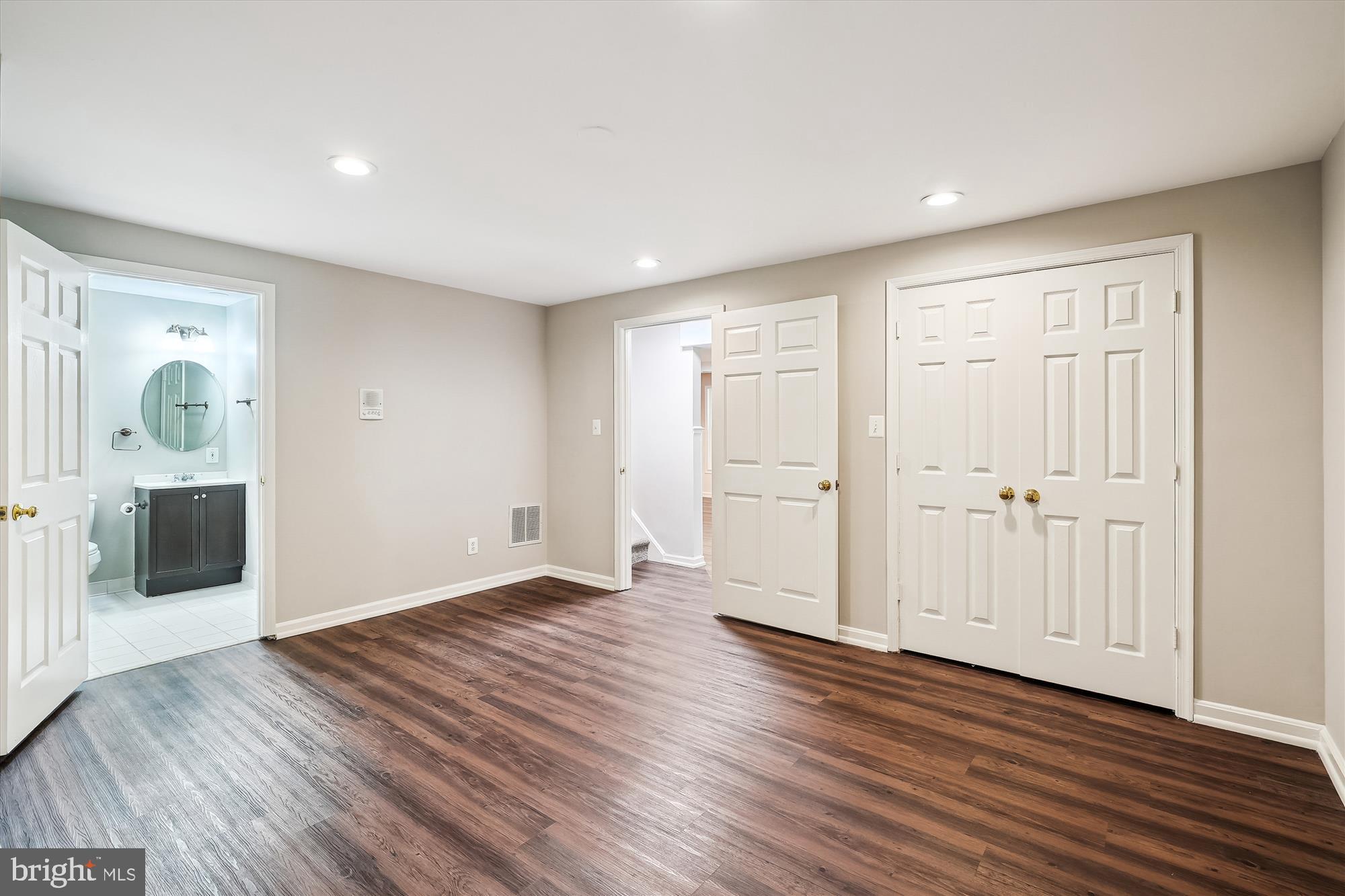 5856 KITTEWAN COURT