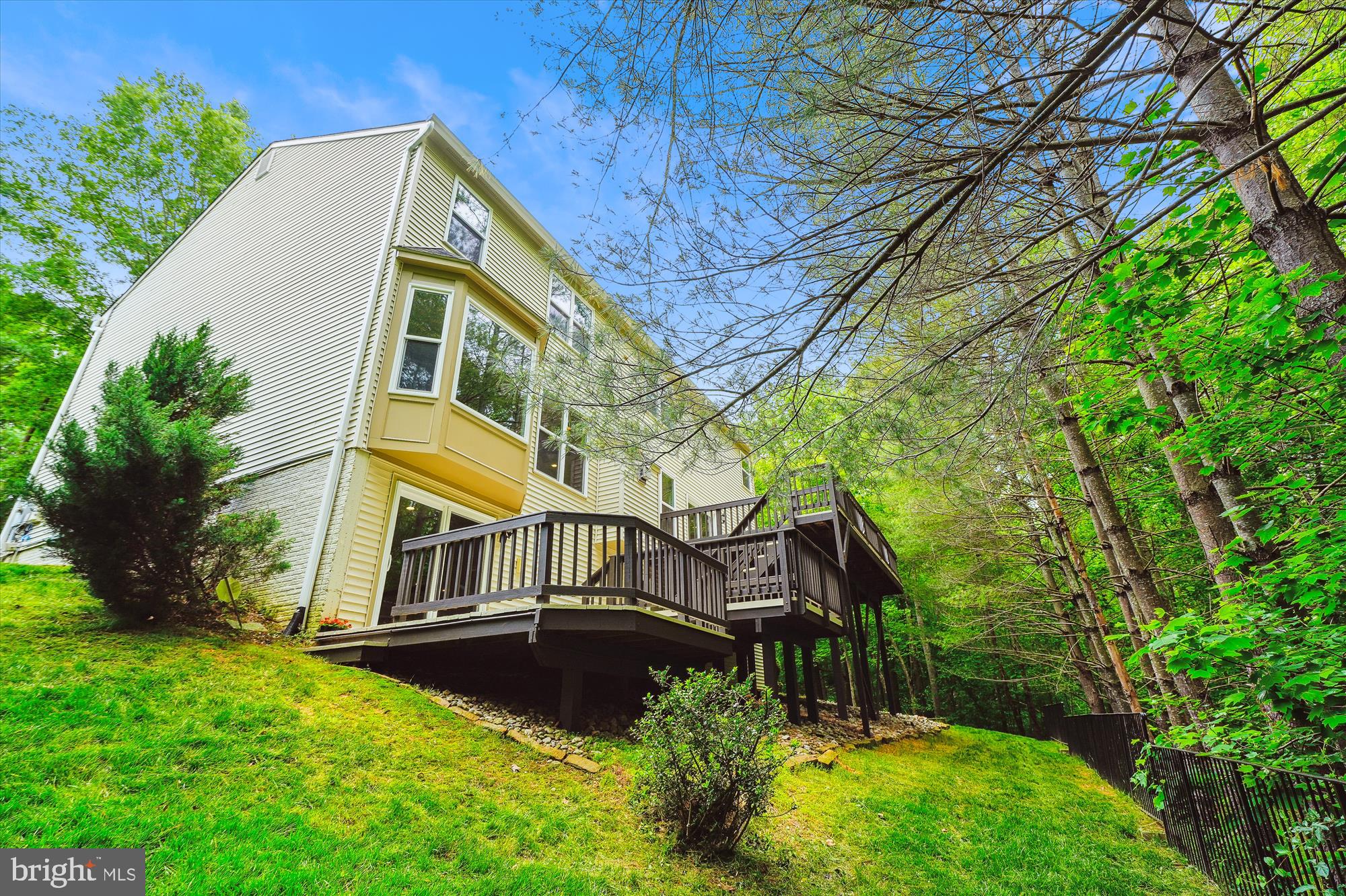 5856 KITTEWAN COURT