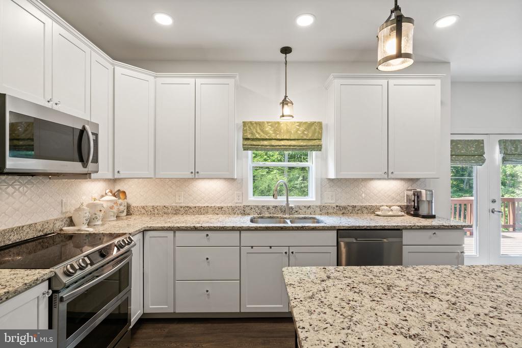 8032 COBB ROAD