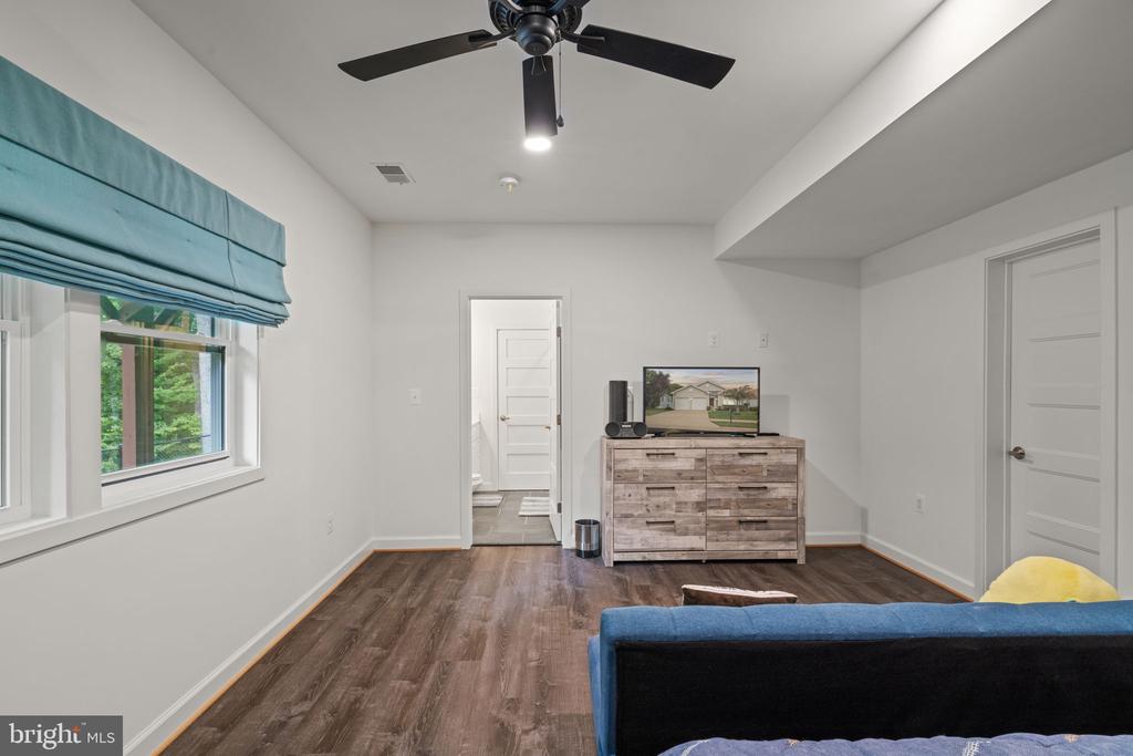8032 COBB ROAD