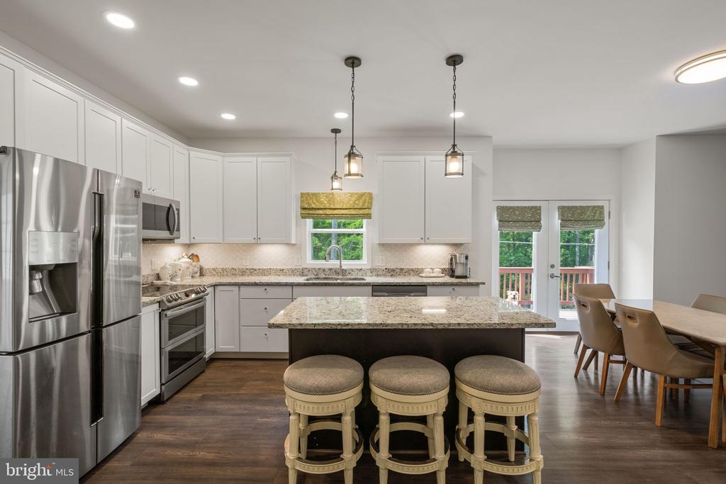 8032 COBB ROAD