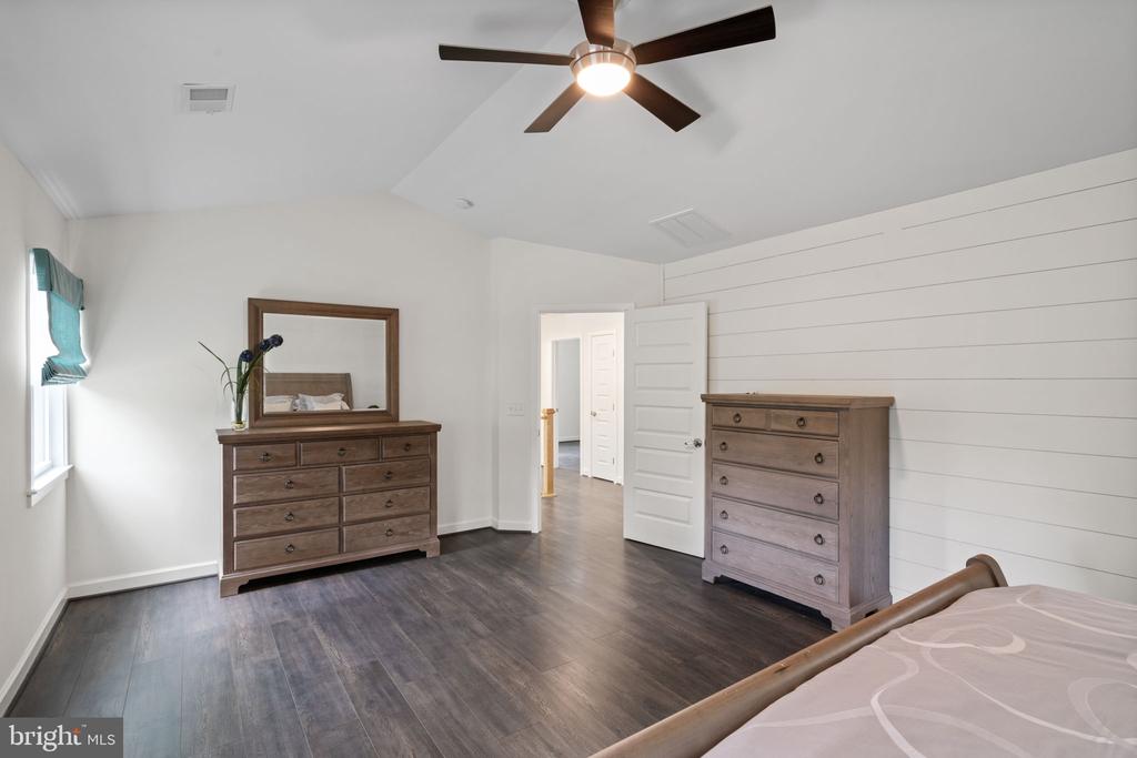 8032 COBB ROAD