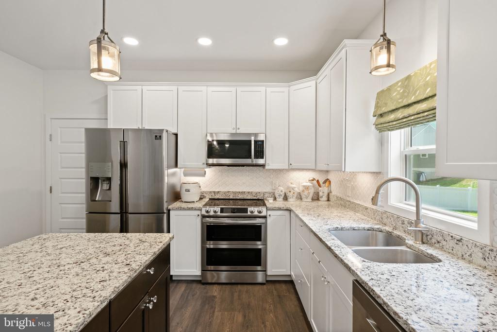 8032 COBB ROAD