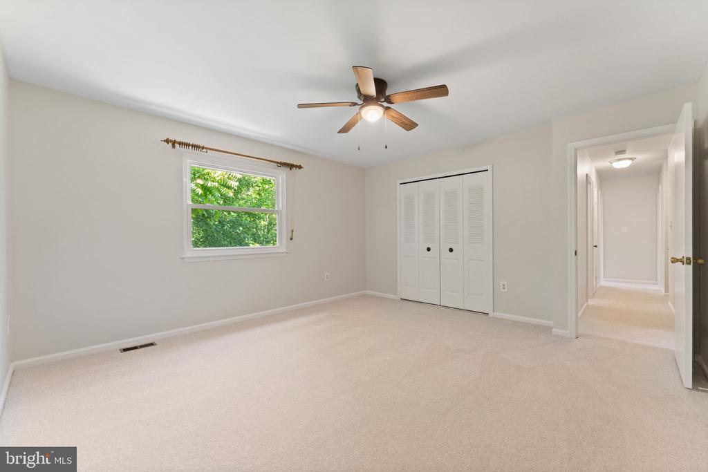 4229 JACKSON MILL ROAD