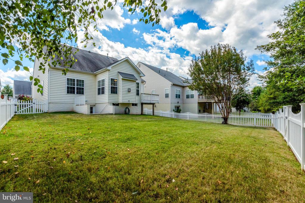 13154 TRIPLE CROWN LOOP