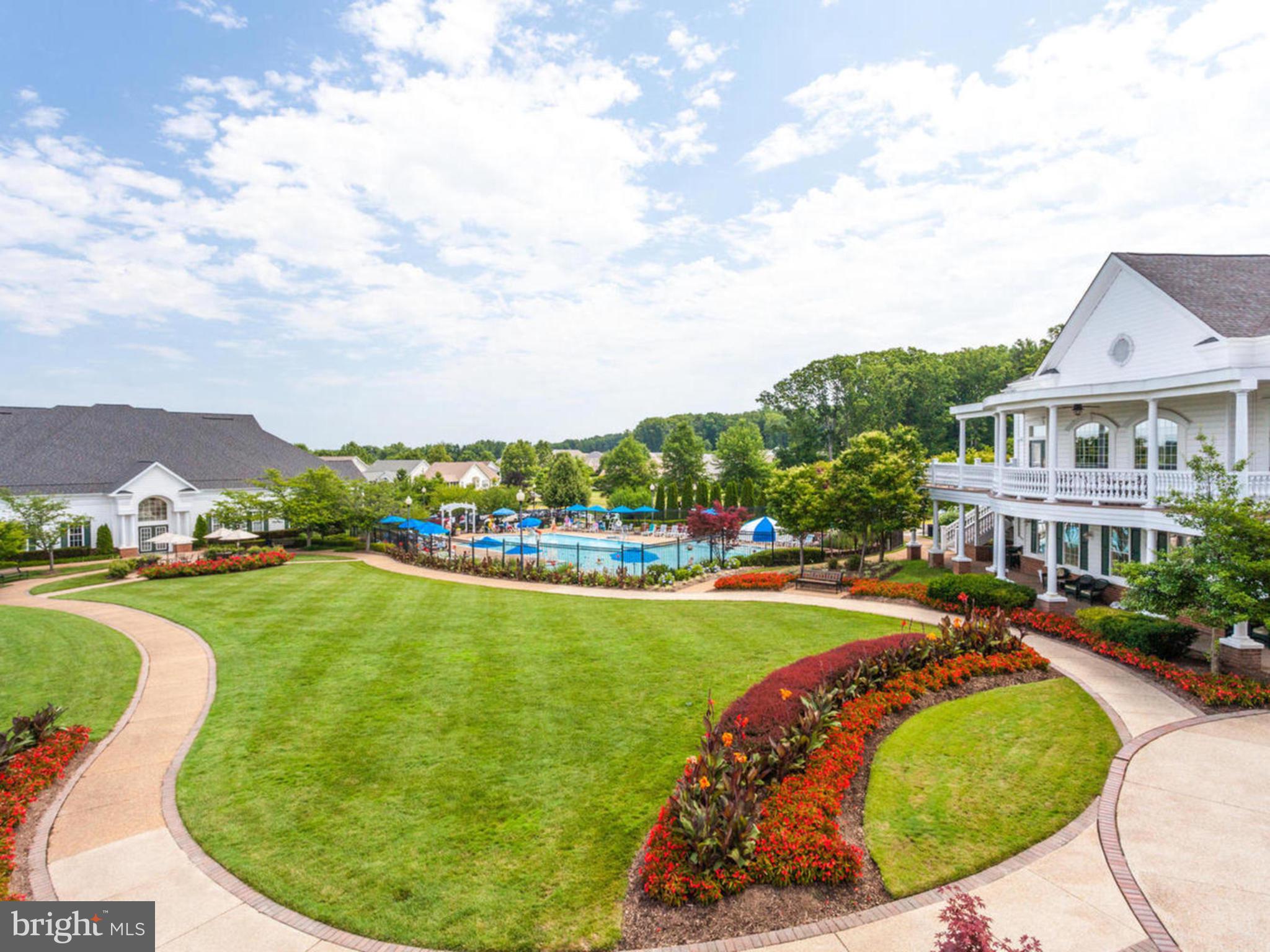 13154 TRIPLE CROWN LOOP