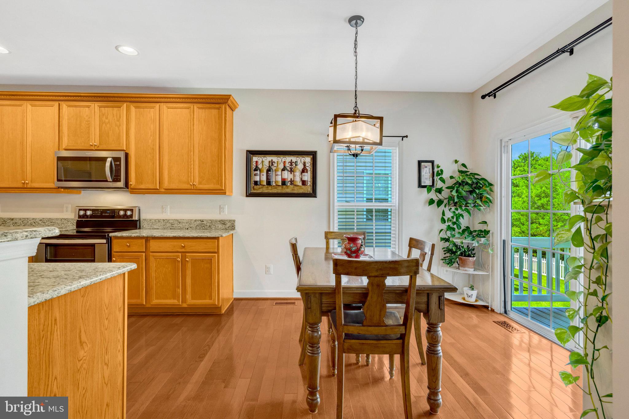 13154 TRIPLE CROWN LOOP