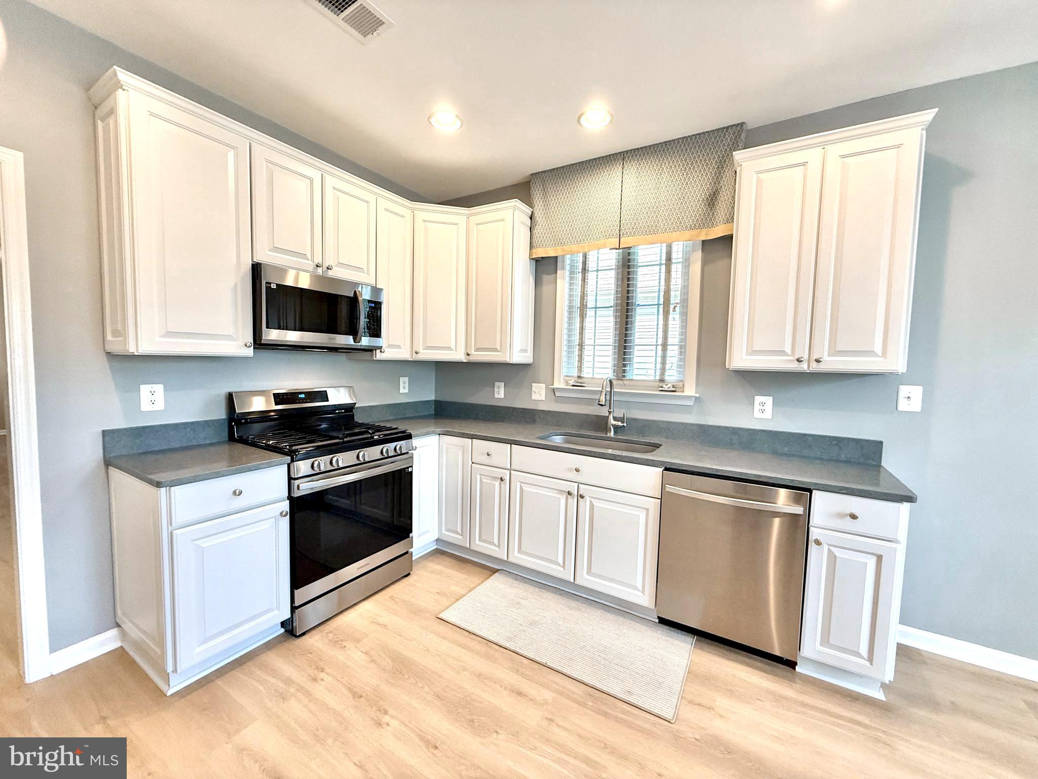 13737 HERITAGE VALLEY WAY
