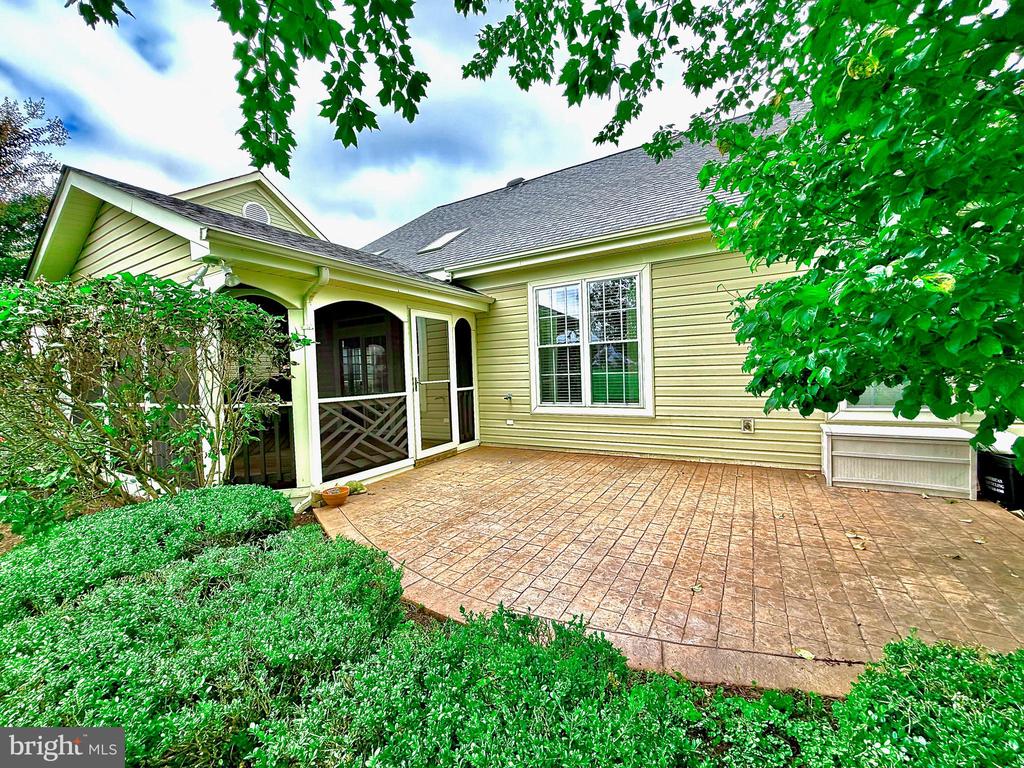 13737 HERITAGE VALLEY WAY