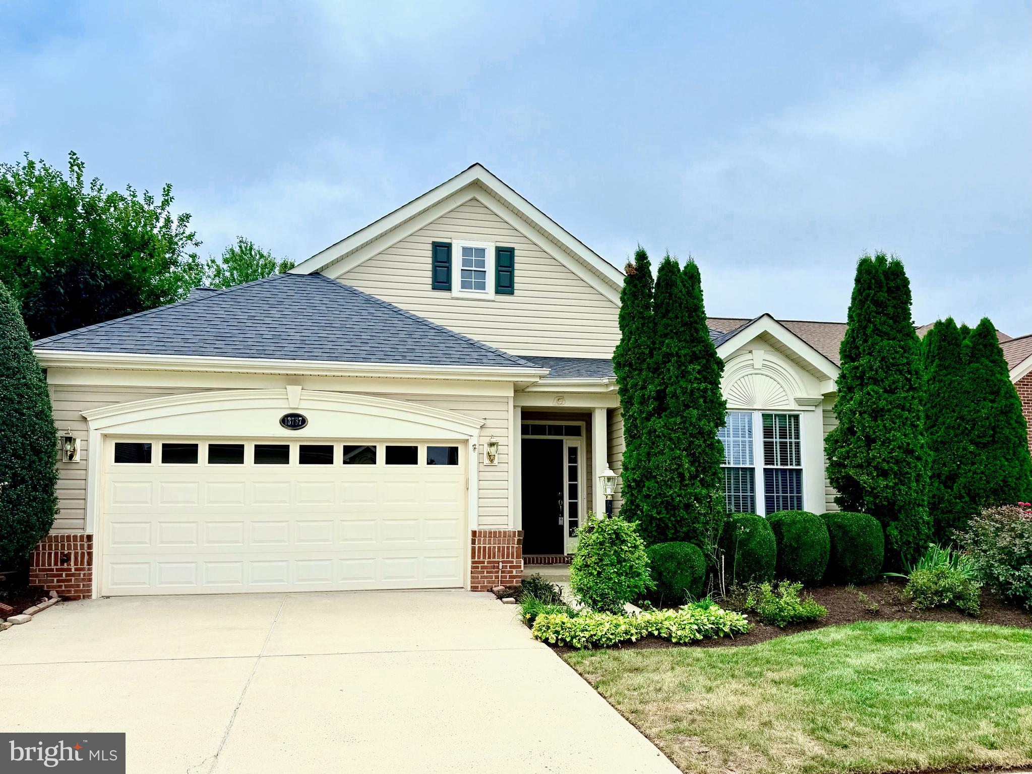 13737 HERITAGE VALLEY WAY