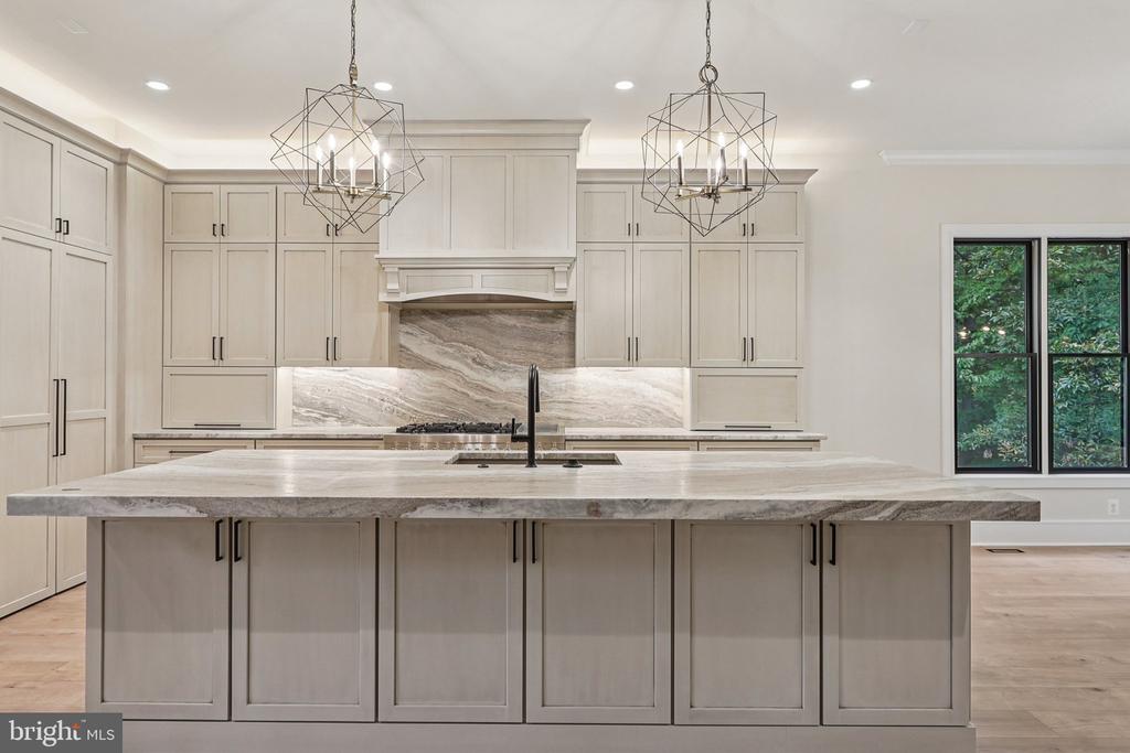 5224 TRUNNION TRAIL