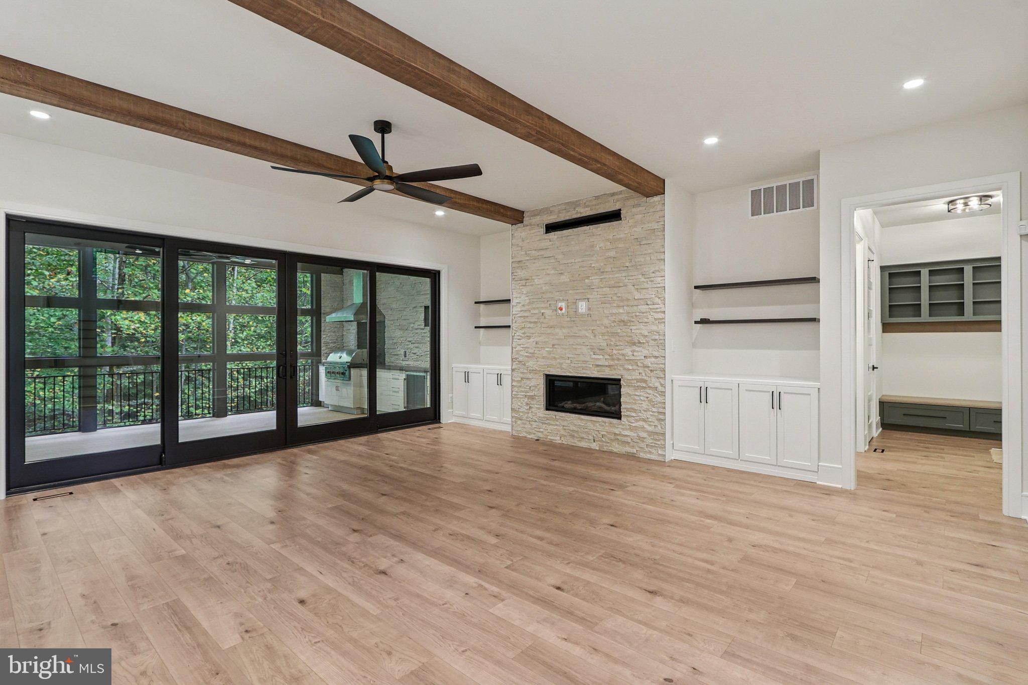 5224 TRUNNION TRAIL