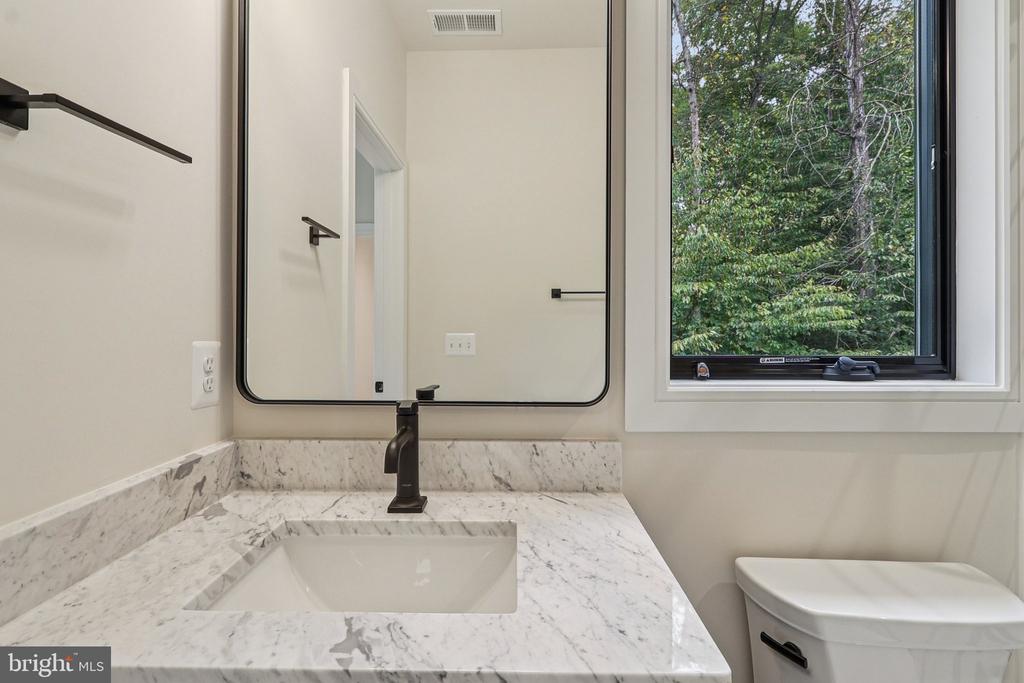 5224 TRUNNION TRAIL