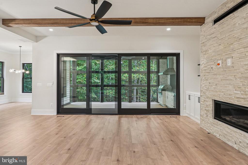 5224 TRUNNION TRAIL