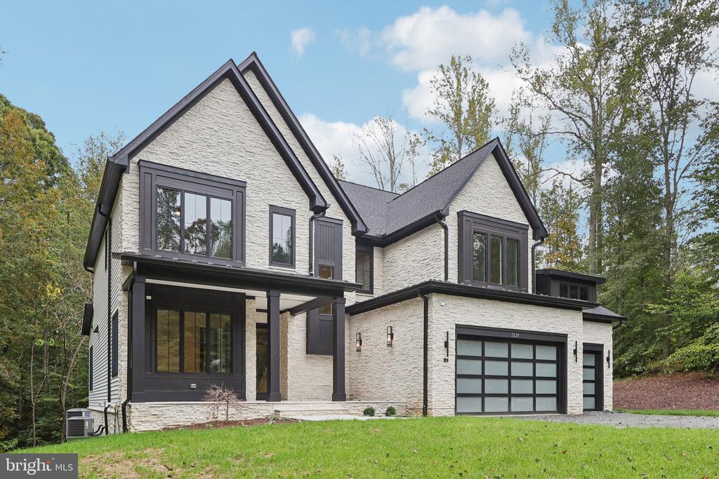 5224 TRUNNION TRAIL