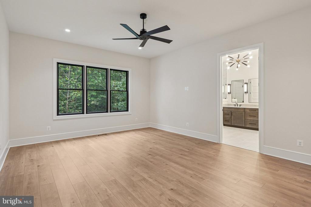5224 TRUNNION TRAIL