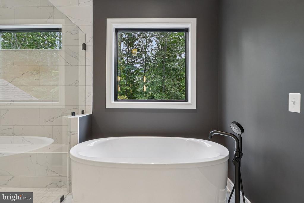 5224 TRUNNION TRAIL